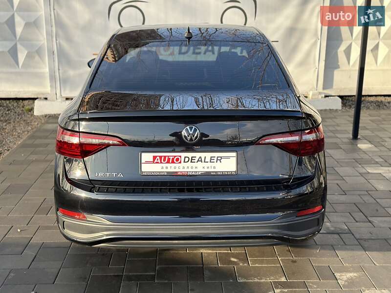 Седан Volkswagen Jetta 2023 в Киеве