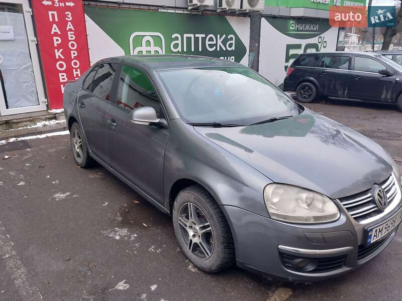 Седан Volkswagen Jetta 2008 в Житомирі