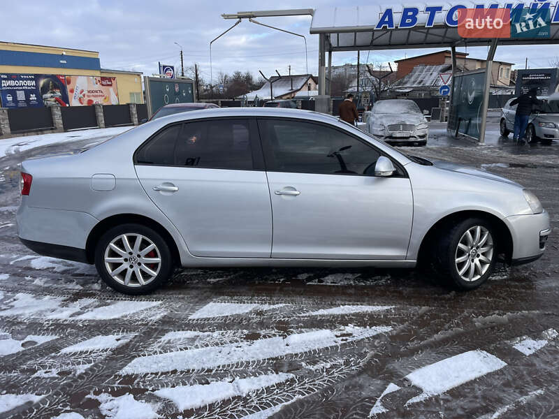 Седан Volkswagen Jetta 2007 в Білій Церкві