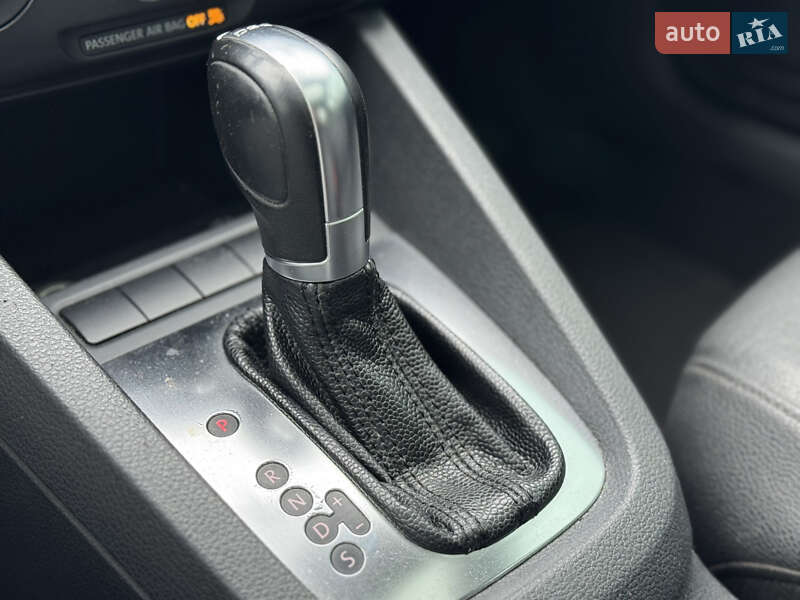 Седан Volkswagen Jetta 2011 в Києві