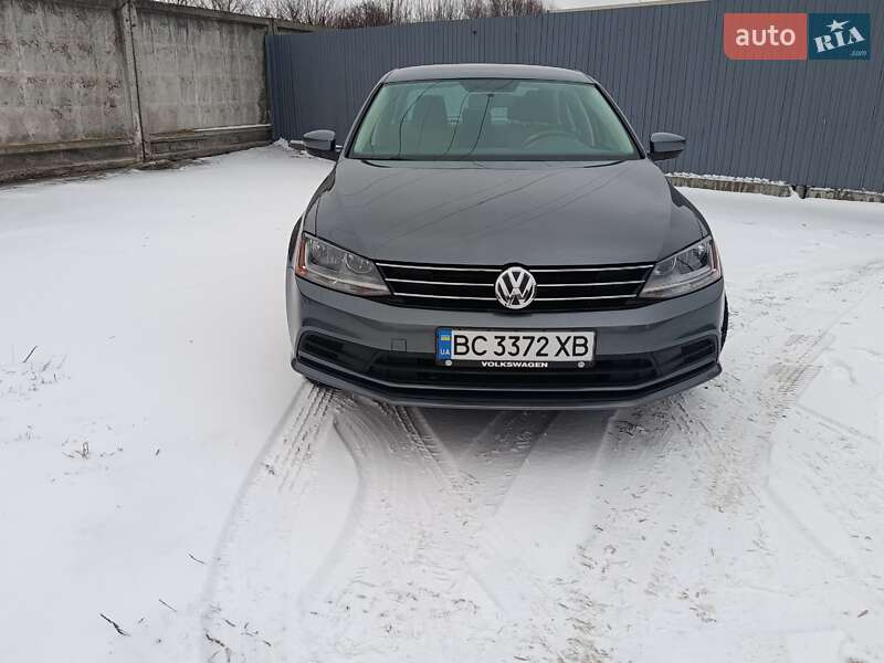 Седан Volkswagen Jetta 2017 в Львове