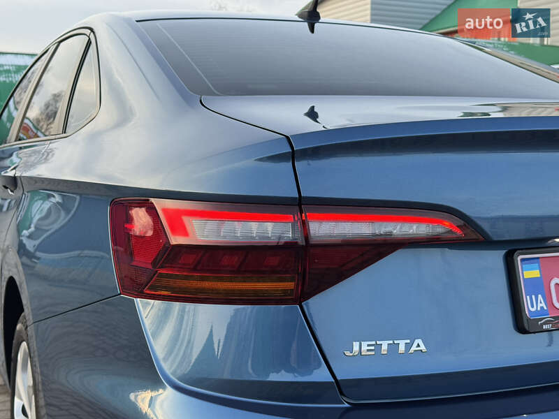 Седан Volkswagen Jetta 2018 в Ковелі