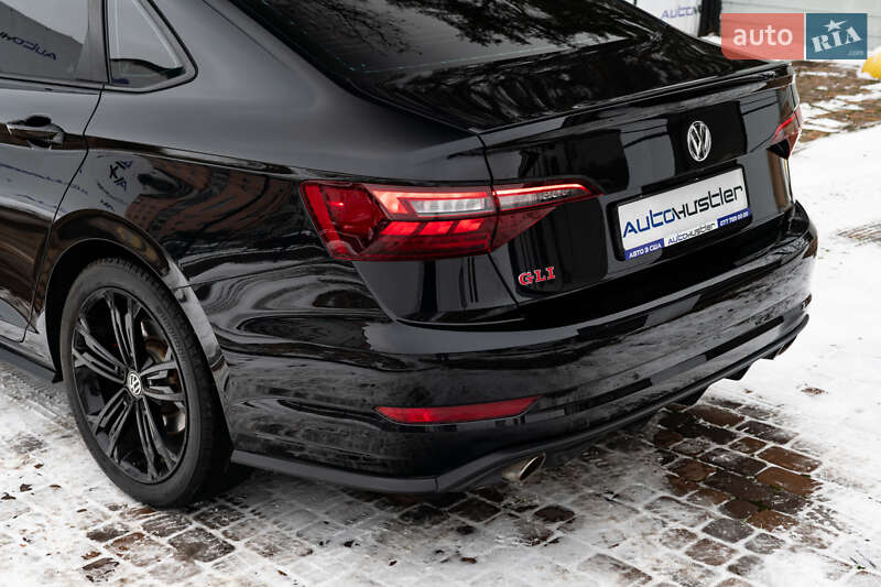 Седан Volkswagen Jetta 2021 в Києві