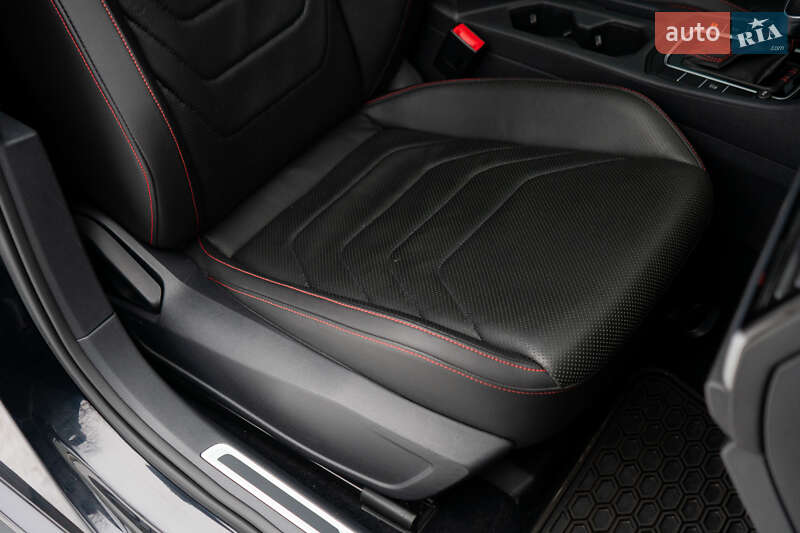 Седан Volkswagen Jetta 2021 в Києві