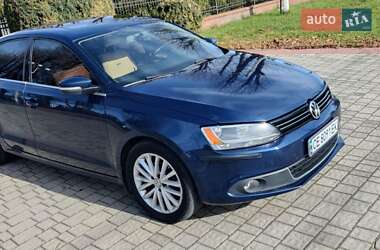 Седан Volkswagen Jetta 2011 в Чернівцях