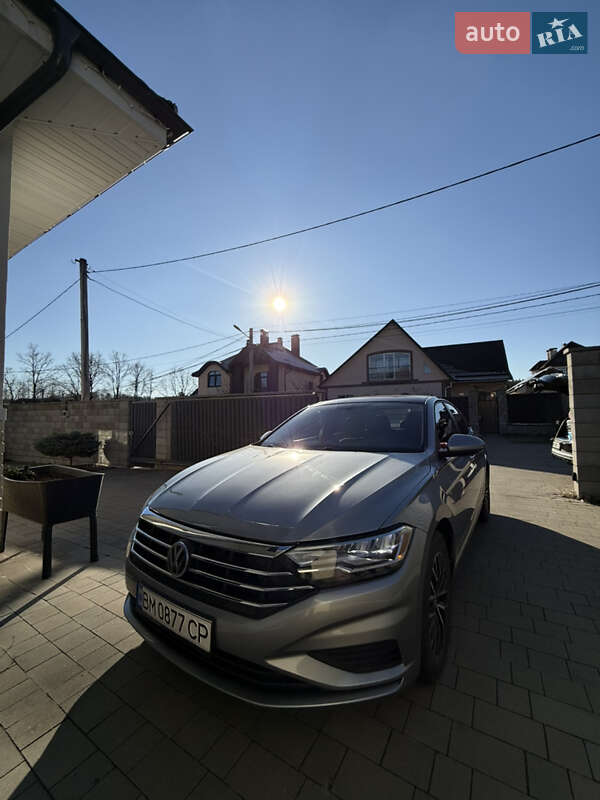 Седан Volkswagen Jetta 2020 в Киеве