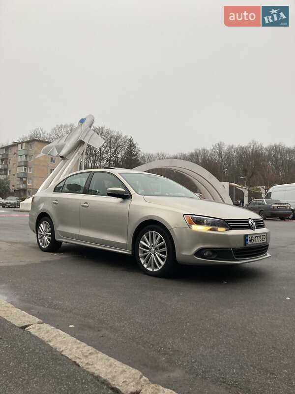 Volkswagen Jetta 2011