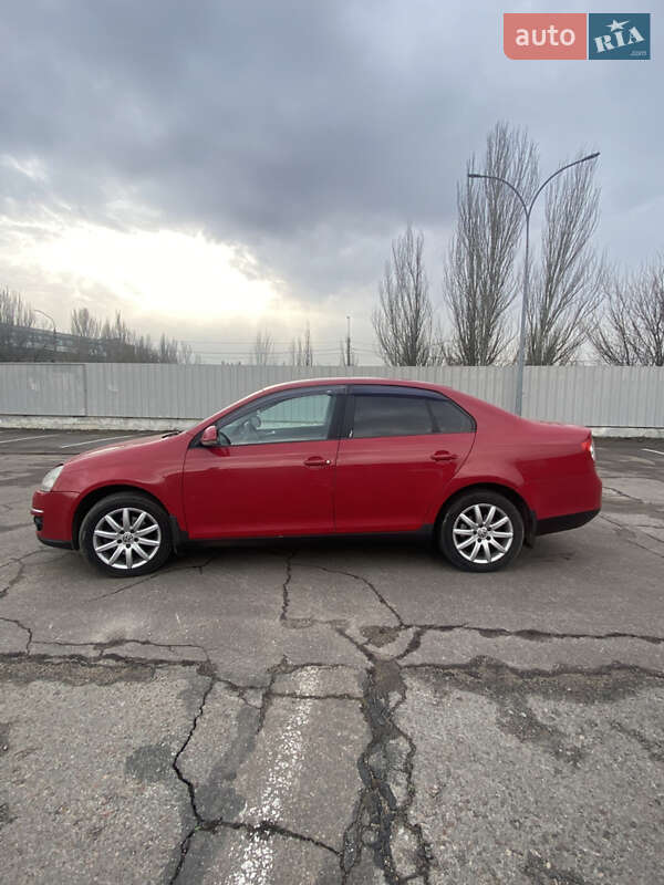 Седан Volkswagen Jetta 2007 в Миколаєві