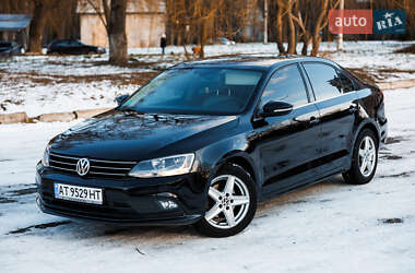 Седан Volkswagen Jetta 2016 в Ивано-Франковске