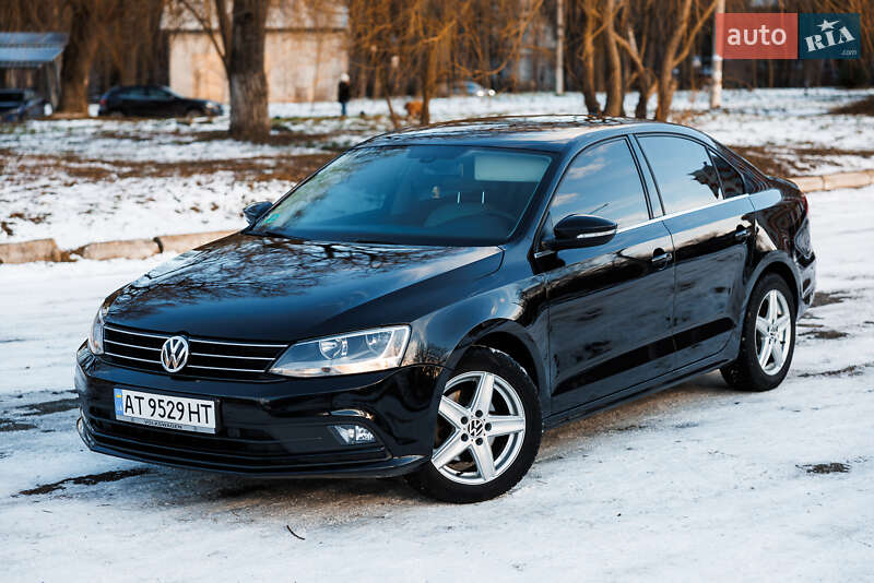 Седан Volkswagen Jetta 2016 в Ивано-Франковске