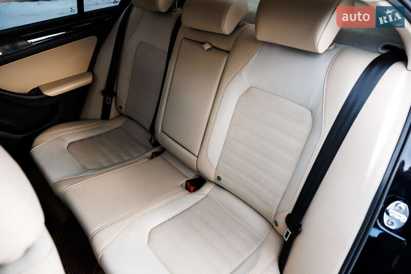 Седан Volkswagen Jetta 2016 в Ивано-Франковске