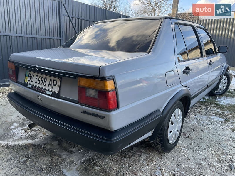 Седан Volkswagen Jetta 1988 в Трускавце