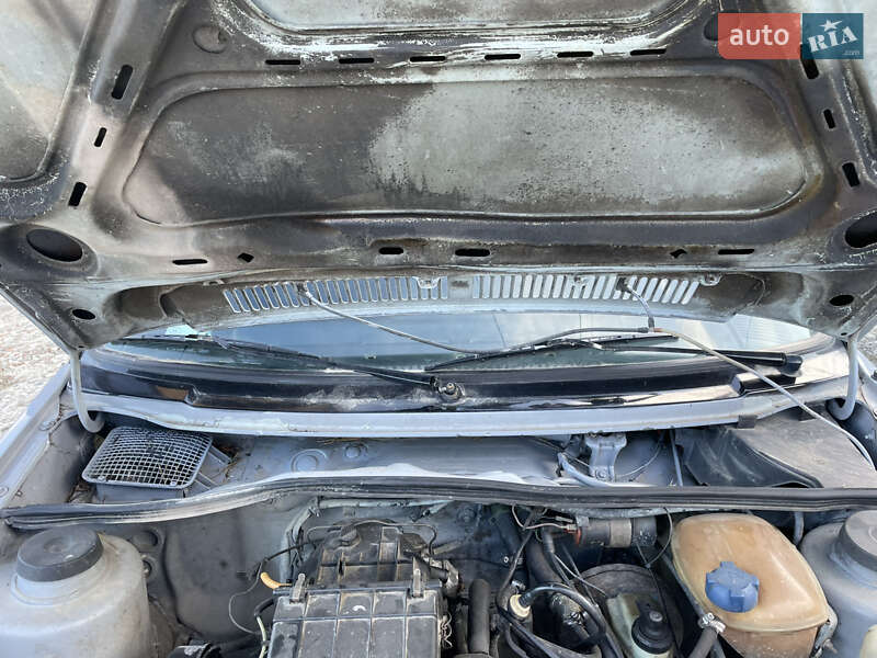 Седан Volkswagen Jetta 1988 в Трускавце