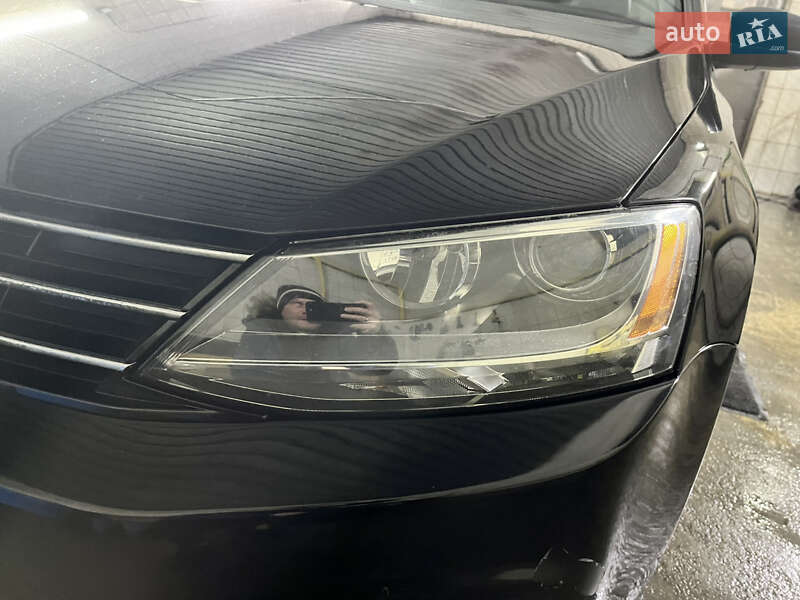 Седан Volkswagen Jetta 2016 в Борисполі