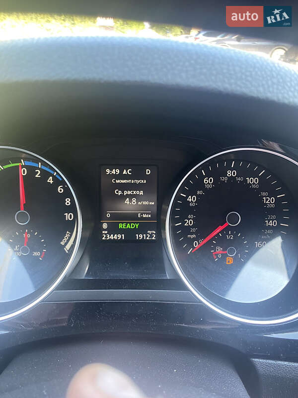 Седан Volkswagen Jetta 2015 в Петропавловской Борщаговке