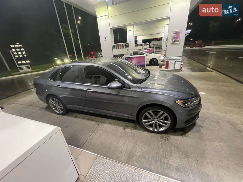 Volkswagen Jetta 2020