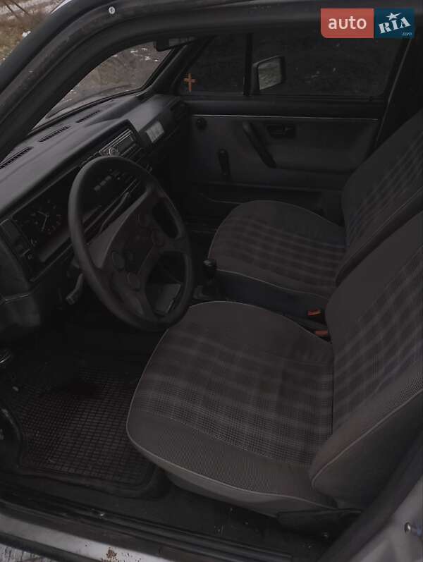 Седан Volkswagen Jetta 1985 в Немовичах