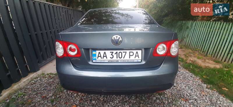 Седан Volkswagen Jetta 2006 в Киеве фото 4 Седан Volkswagen Jetta 2006 в Киеве