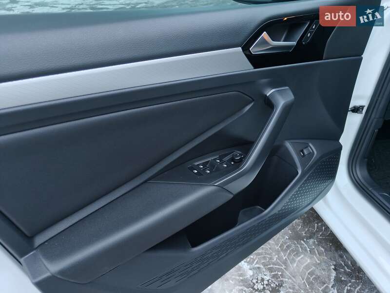 Седан Volkswagen Jetta 2019 в Кривом Роге