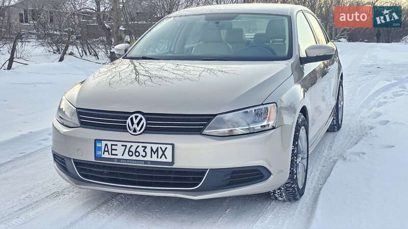 Седан Volkswagen Jetta 2013 в Каменском фото 14 Седан Volkswagen Jetta 2013 в Каменском