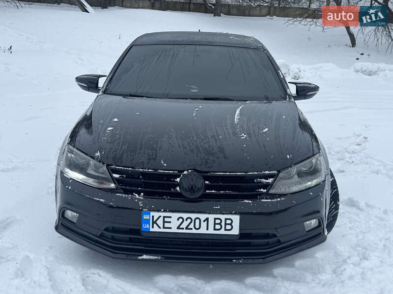 Седан Volkswagen Jetta 2015 в Великій Багачці
