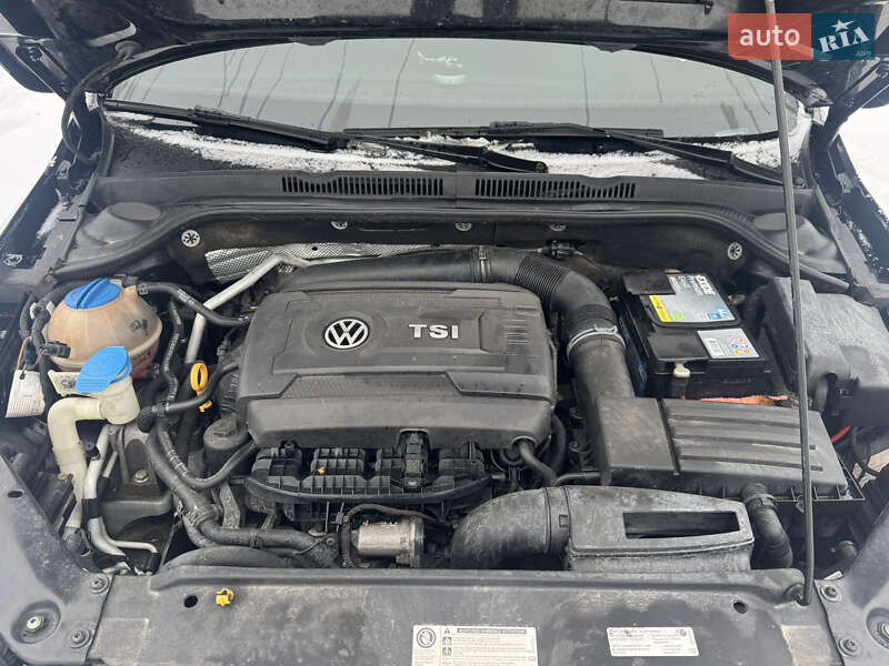Седан Volkswagen Jetta 2015 в Великій Багачці