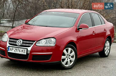 Седан Volkswagen Jetta 2008 в Запоріжжі