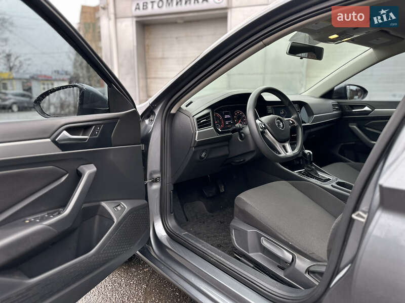 Седан Volkswagen Jetta 2018 в Кривом Роге фото 21 Седан Volkswagen Jetta 2018 в Кривом Роге