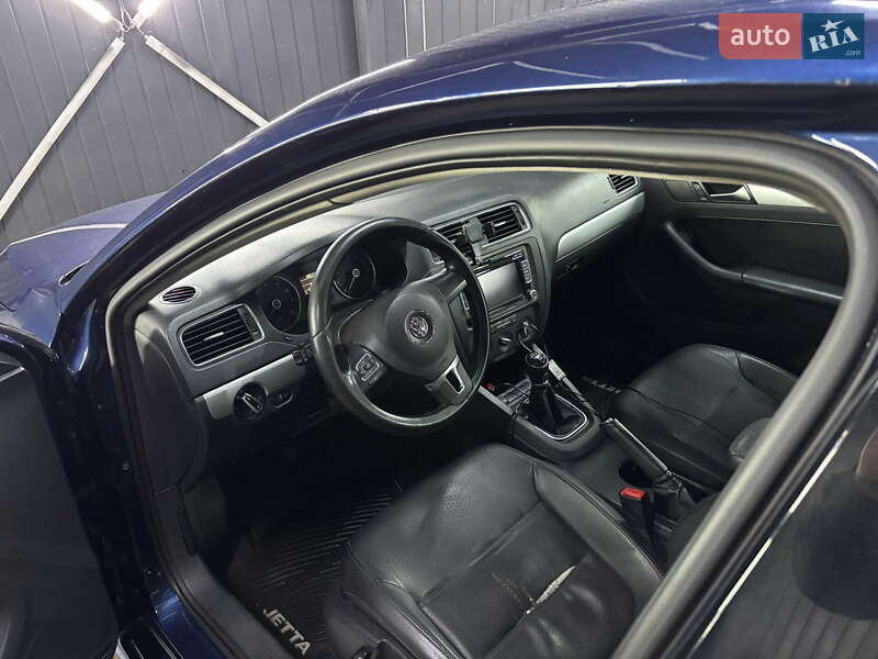 Седан Volkswagen Jetta 2012 в Городище