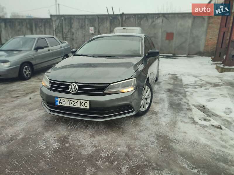Volkswagen Jetta 2015