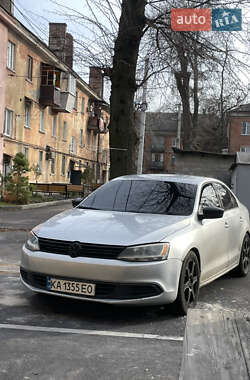 Седан Volkswagen Jetta 2012 в Дніпрі
