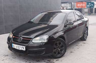 Седан Volkswagen Jetta 2006 в Новому Бузі