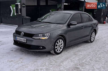 Седан Volkswagen Jetta 2011 в Харькове