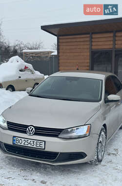 Седан Volkswagen Jetta 2012 в Хмельницком