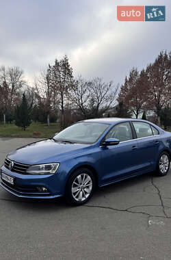 Седан Volkswagen Jetta 2016 в Києві