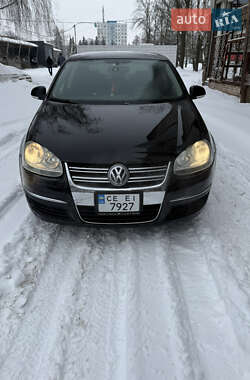 Седан Volkswagen Jetta 2007 в Черновцах