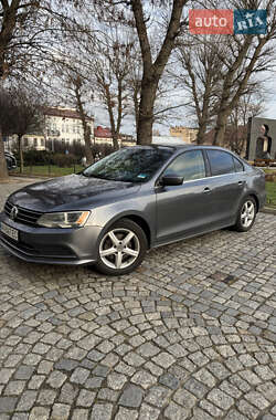 Седан Volkswagen Jetta 2017 в Тернополе