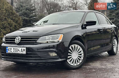 Седан Volkswagen Jetta 2017 в Днепре