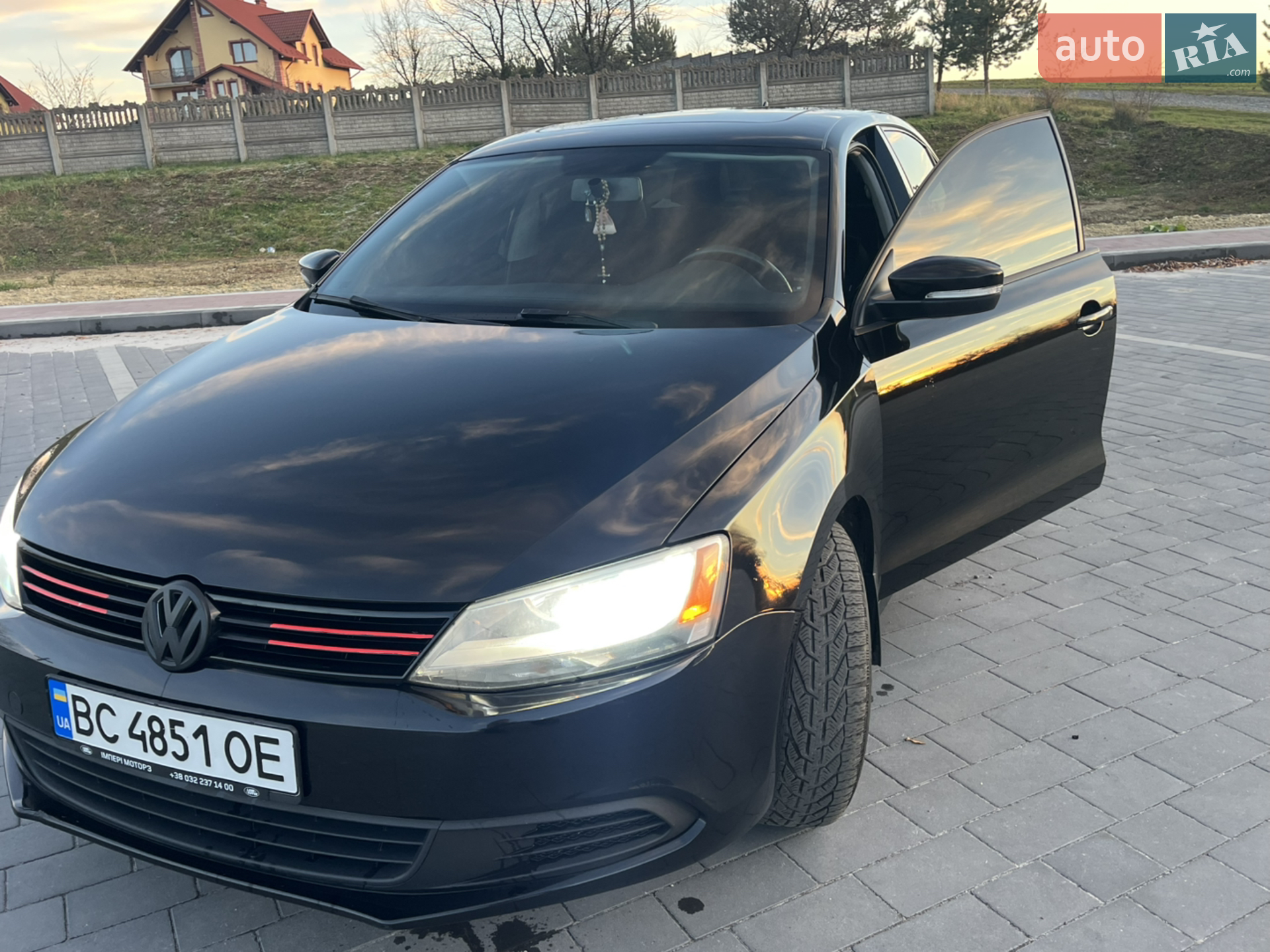 2012 Volkswagen Jetta - мініатюра 3