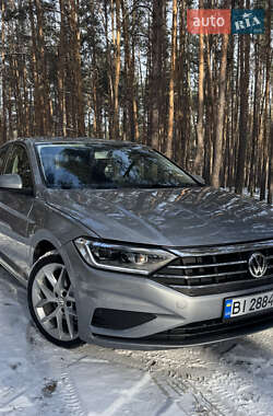 Седан Volkswagen Jetta 2020 в Полтаве