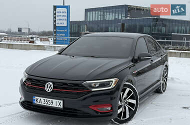 Седан Volkswagen Jetta 2019 в Києві