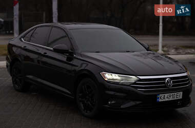 Седан Volkswagen Jetta 2020 в Днепре