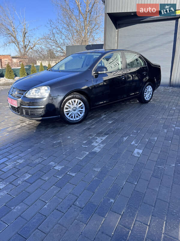 Седан Volkswagen Jetta 2010 в Балте