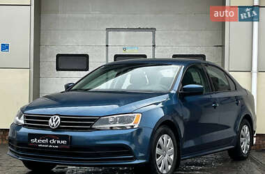Седан Volkswagen Jetta 2016 в Николаеве