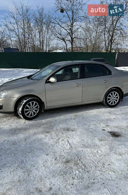 Седан Volkswagen Jetta 2009 в Киеве