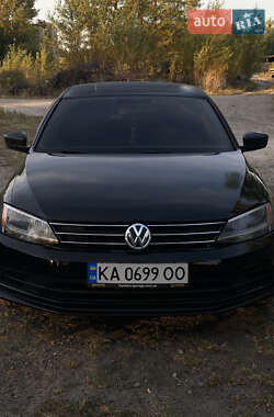 Седан Volkswagen Jetta 2015 в Буче