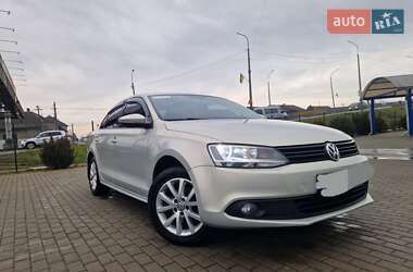 Седан Volkswagen Jetta 2011 в Мукачево