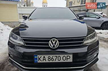 Седан Volkswagen Jetta 2015 в Киеве