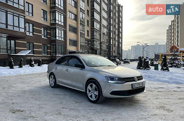 Седан Volkswagen Jetta 2011 в Чернигове