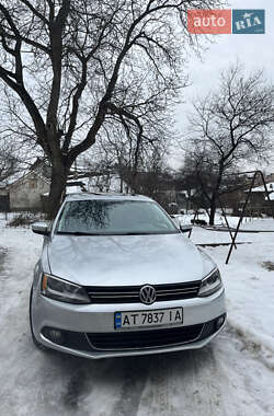 Седан Volkswagen Jetta 2012 в Івано-Франківську